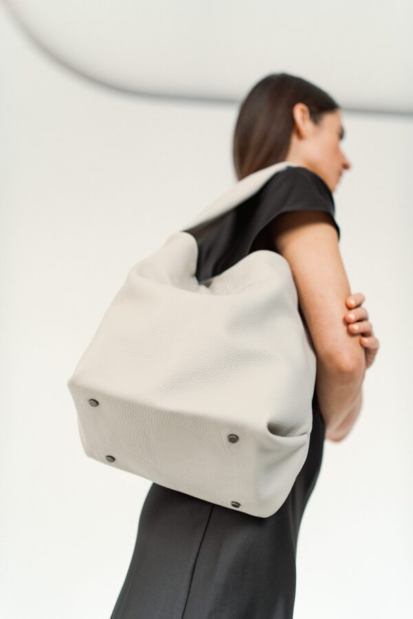 MEDŽIOTOJA PELĖDA MAXI